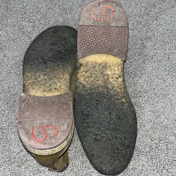 TED BAKER Bronzo Suede CHELSEA BOOTS BOOTIES SHOES Crepe Outsoles -EUC - 10 main image 2